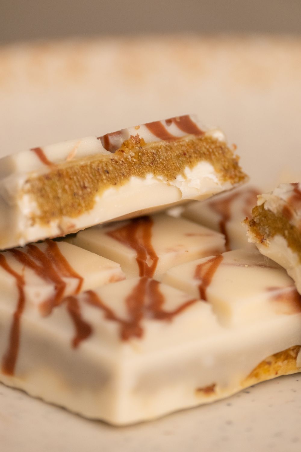 Dubai Viral Kunafa Chocolate(white)(In-Store/Hyderabad)